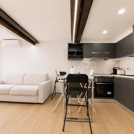 Modern&design A Due Passi Dal Mare Apartment *